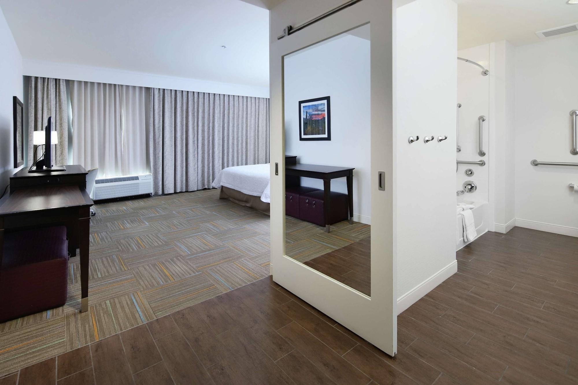 Hampton Inn & Suites Phoenix/Tempe Exterior foto
