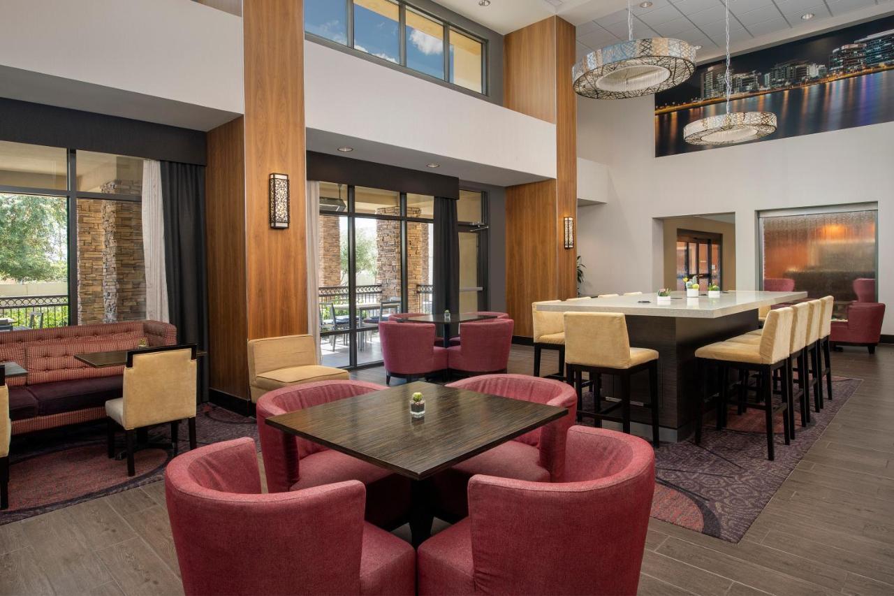 Hampton Inn & Suites Phoenix/Tempe Exterior foto